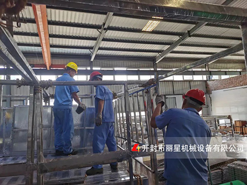 加班加点赶生产，leyu·乐鱼
机械发货忙