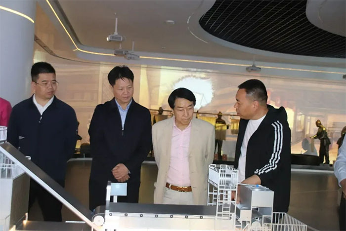 热忱欢迎光友薯业莅临leyu·乐鱼
公司参观交流
